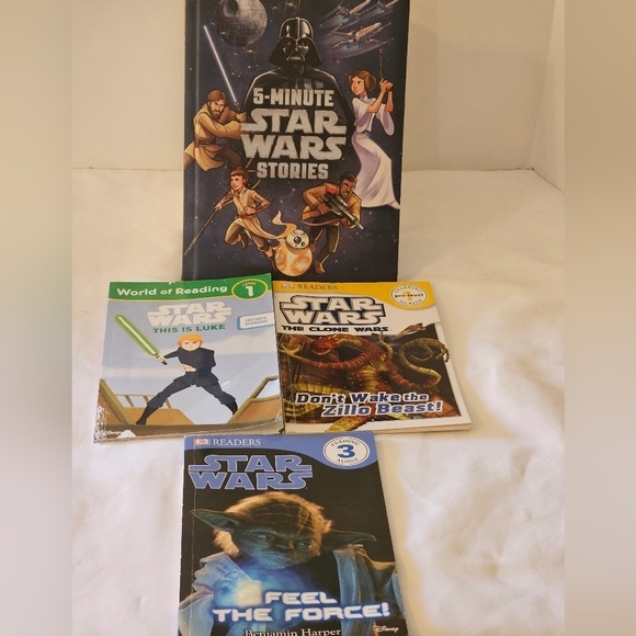 STAR WARS Children's Book Bundle of 4  Paper back Various titles and levels - Picture 2 of 16